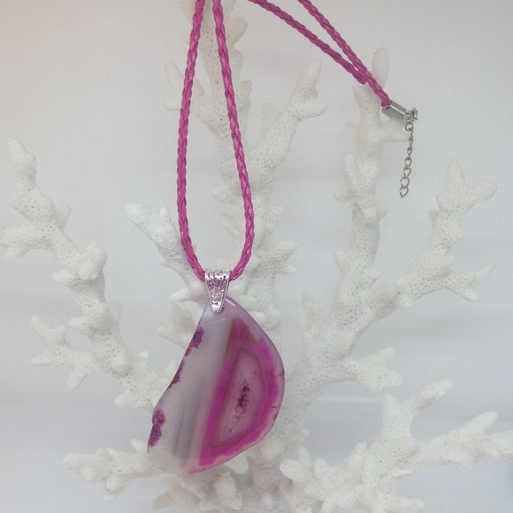 Handcrafted Peachblow Druzy Geode Agate Pendant Necklace - Picture 2 of 8